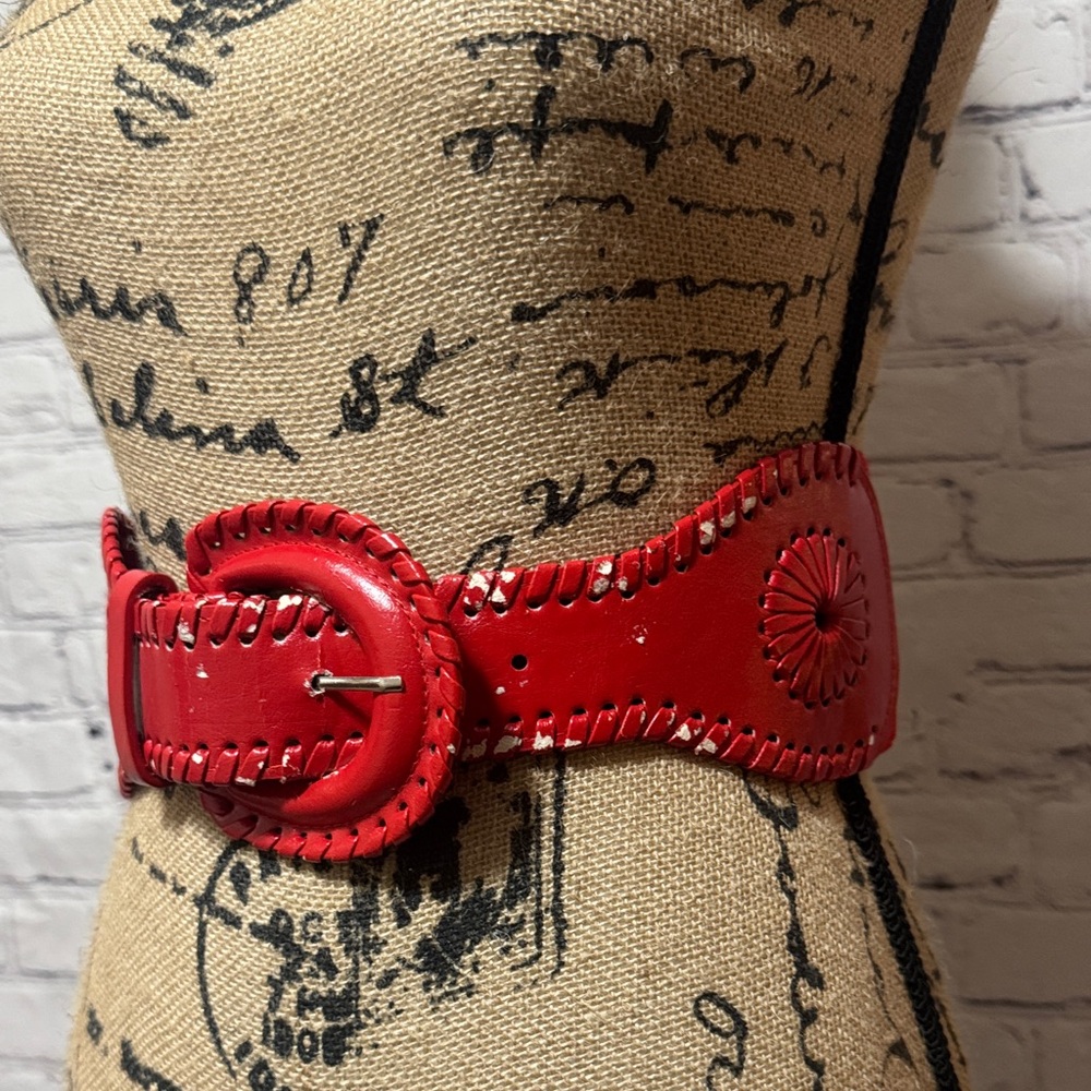 Vintage Red Faux Leather Belt with Stitch Detailing & elastic band, western/50’s